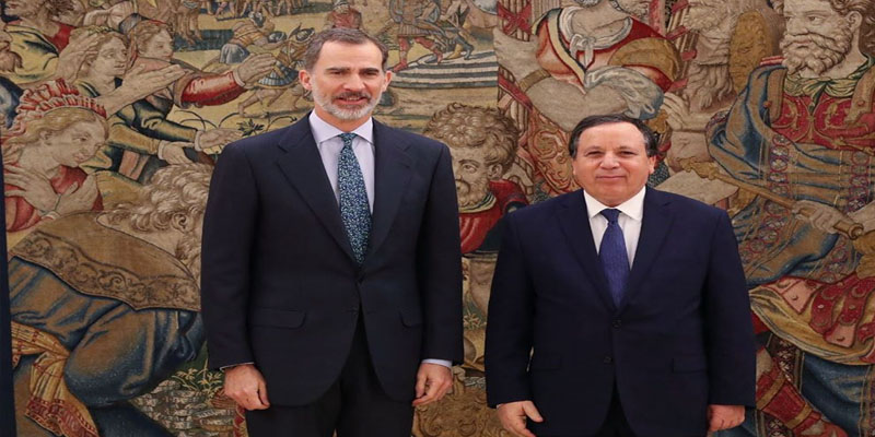 وزير الشؤون الخارجية يلتقي ملك إسبانيا ويسلّمه رسالة خطّية من رئيس الجمهورية